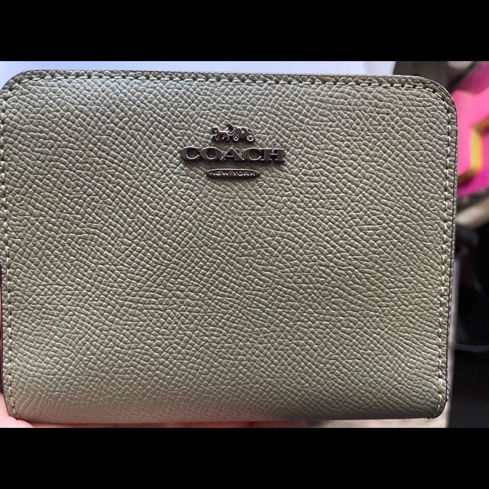 NWT Coach Billfold Wallet -Light Fern